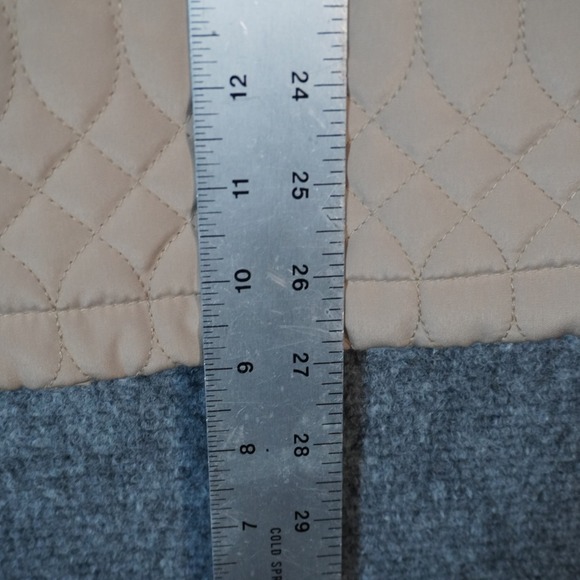 Ellen Tracy Quilted Jacket M Tan Beige‎ Lightweight Full Zip Drawstring Coat - Picture 12 of 13